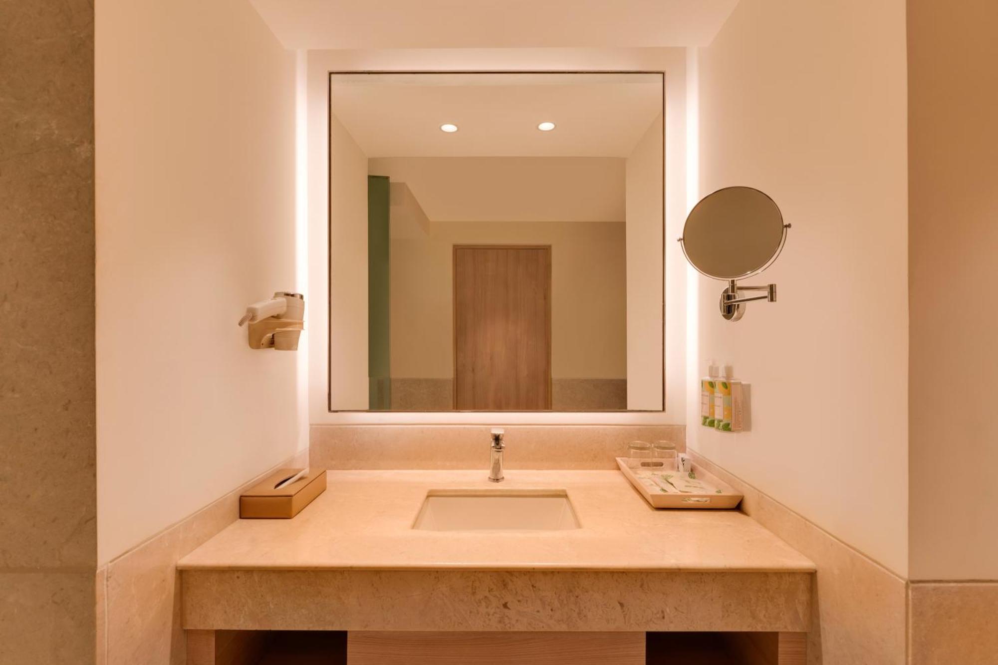 Lemon Tree Premier Hitec City Hyderabad Ngoại thất bức ảnh
