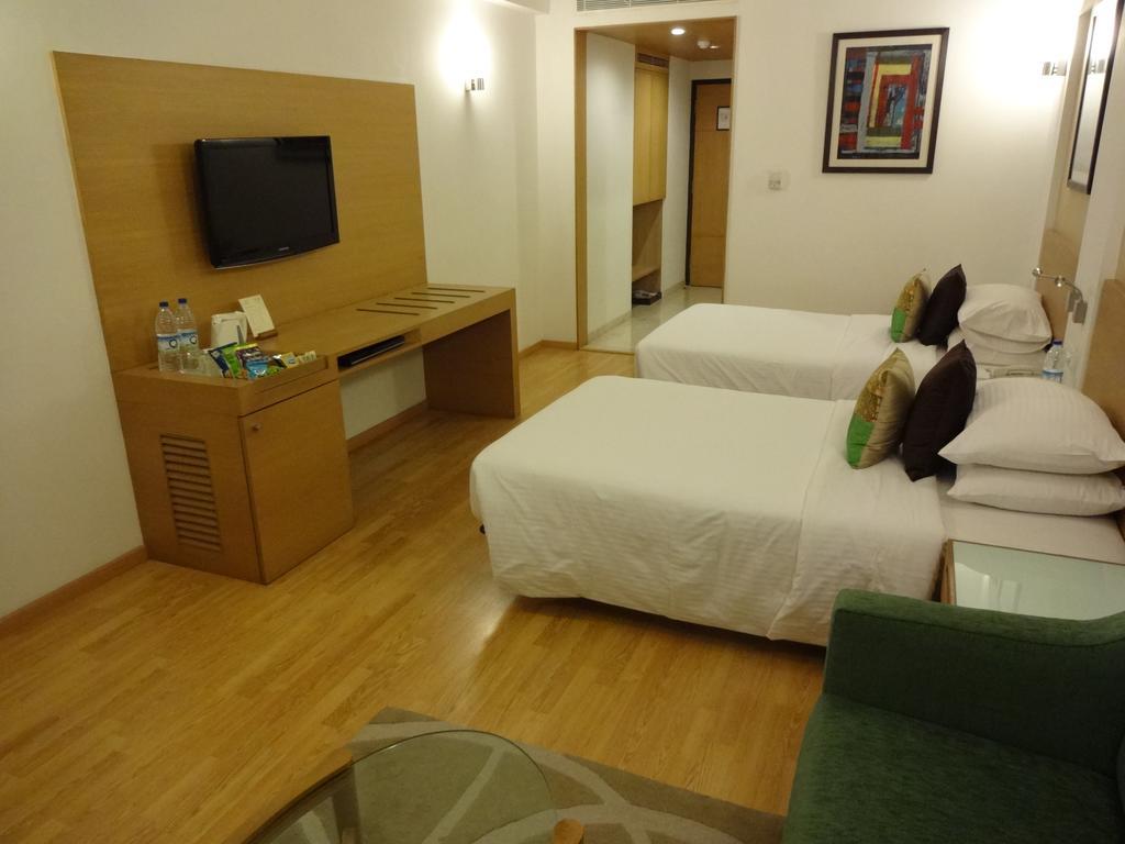 Lemon Tree Premier Hitec City Hyderabad Ngoại thất bức ảnh