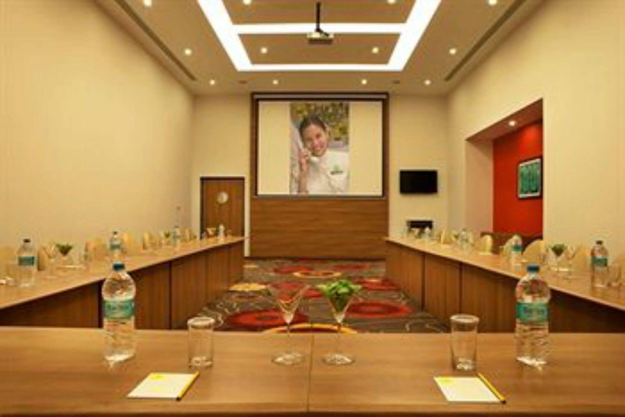 Lemon Tree Premier Hitec City Hyderabad Ngoại thất bức ảnh